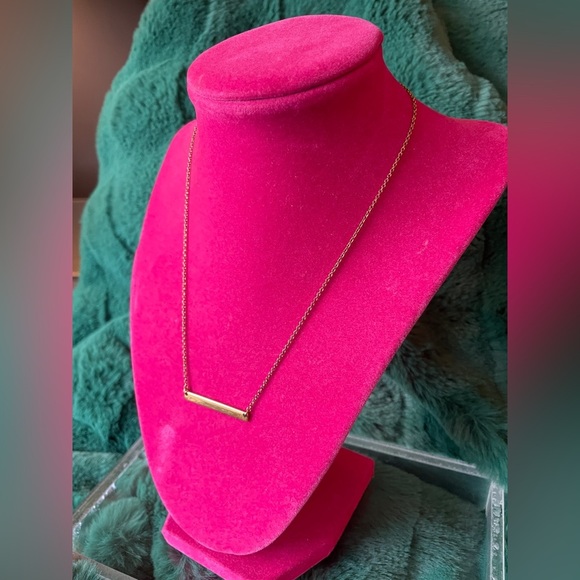 Stella & Dot Bar Necklace - Picture 2 of 6